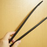 シリコン菜箸&継ぎ目の無いトングが1つになった「はしトング」が便利!